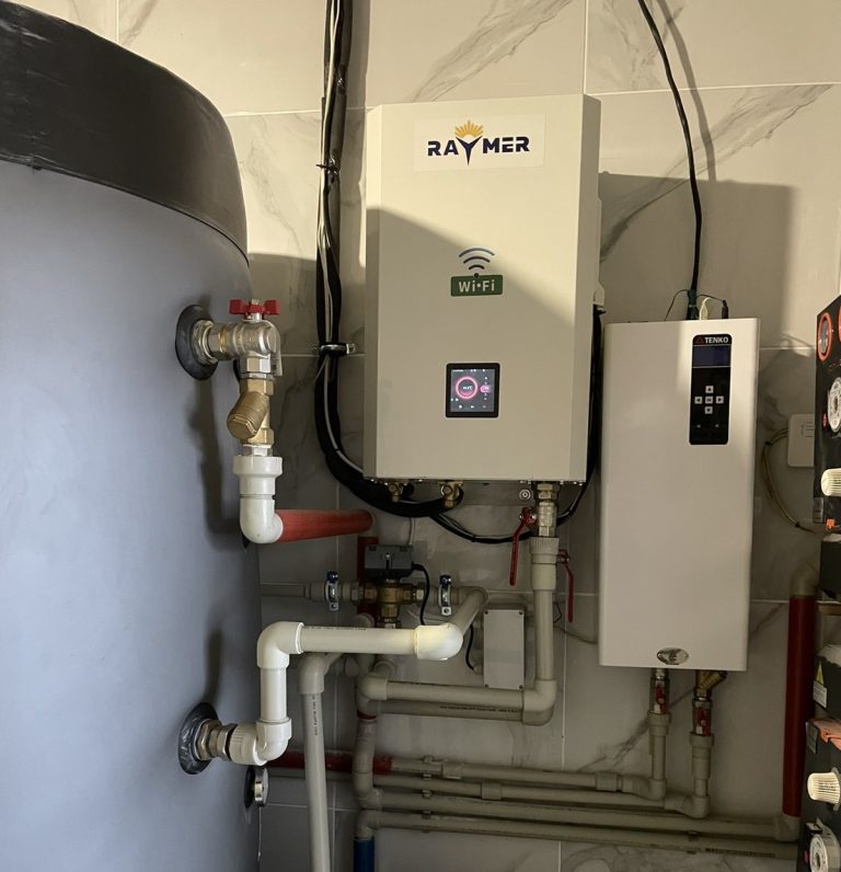 Read more about the article <span lang ="ru">Тепловой насос Raymer RAY-15DS1 EVI (380V) на 15 кВт, DC-inverter в г. Харьков</span>