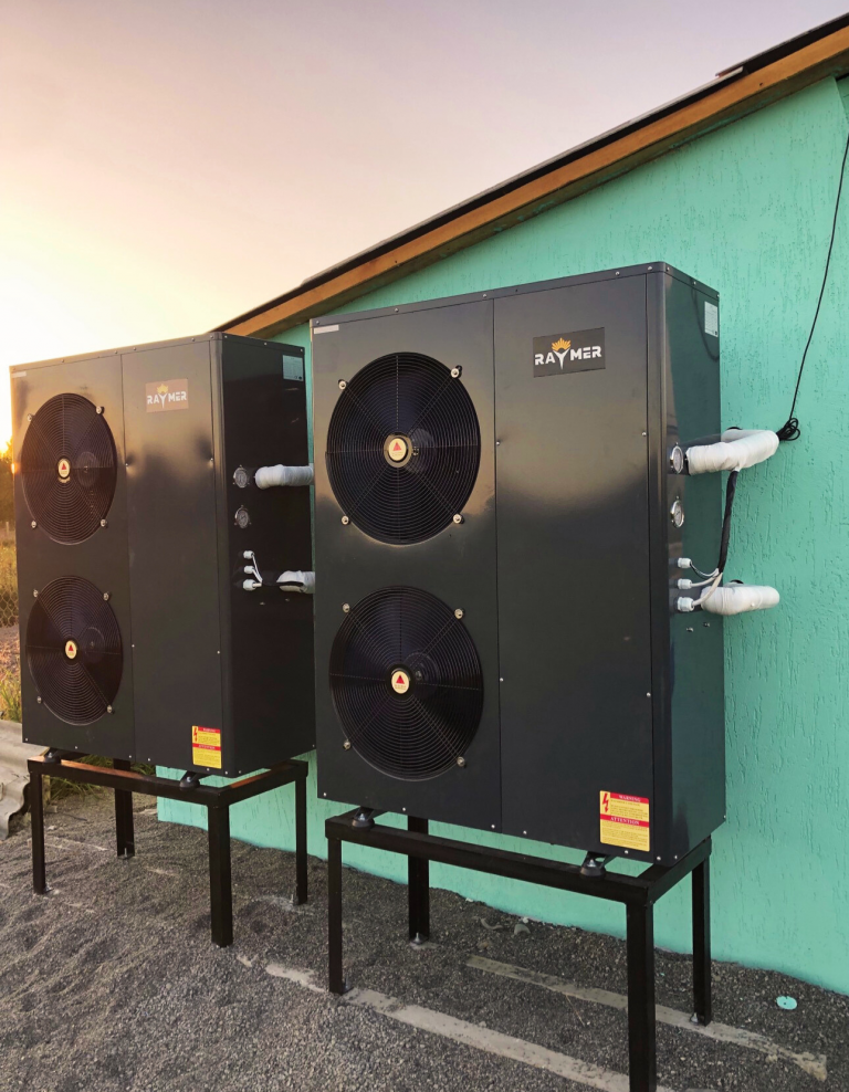 Read more about the article <span lang ="ru">Тепловые насосы Raymer FA-08 на 27 кВт для большой теплицы</span>