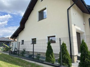 Read more about the article <span lang ="ru">Установка теплового насоса Raymer RAY-15DS1-EVI (380V) в поселке Старый Львов</span>