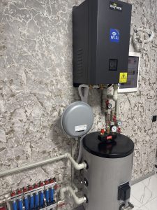 Установка теплового насоса в новопостроенном доме г. Измаил на 100 м² Raymer RAY-10DS2-EVI на 10 кВт 4