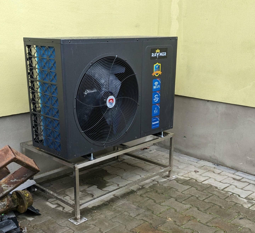 Встановлення теплового насосу RAY-13DS2-EVI в с. Ківерці | Будинок на 150 кв. м