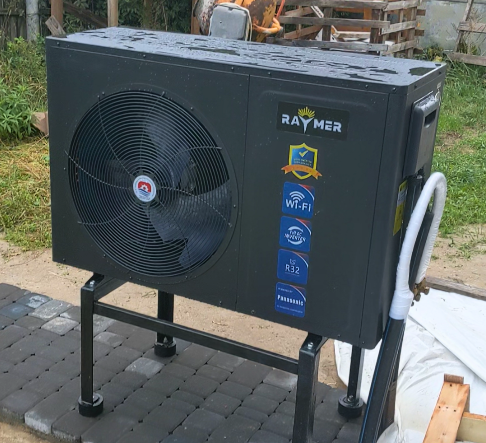 Монтаж системы отопления в новом доме Raymer RAY-15DS2-EVI (220V) в с. Малютянка, Киевской области