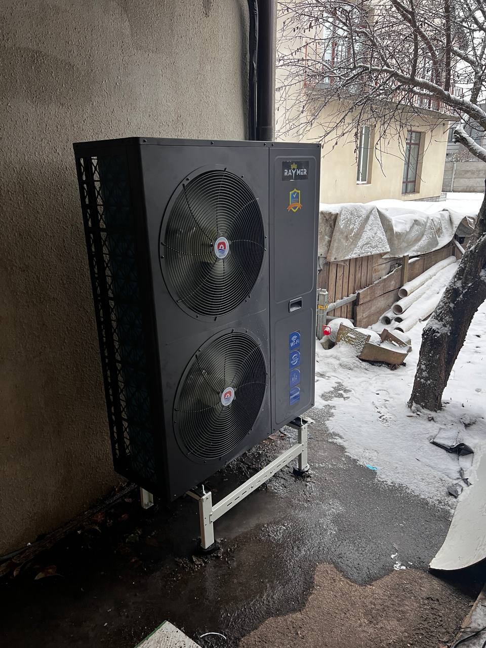 Инверторный тепловой насос Raymer RAY-18DS2-EVI (380V)| Трехэтажный дом на 150 м² в с. Гатное
