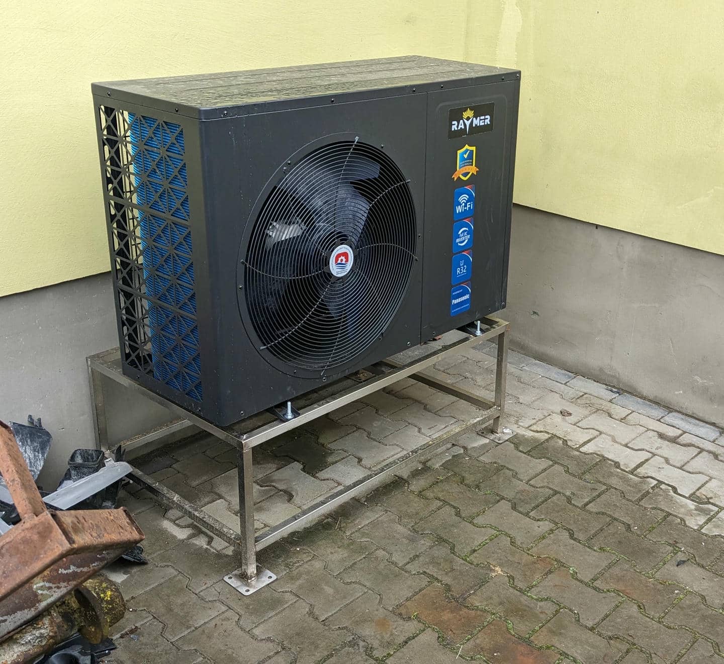 Встановлення теплового насосу RAY-13DS2-EVI в с. Ківерці | Будинок на 150 кв. м